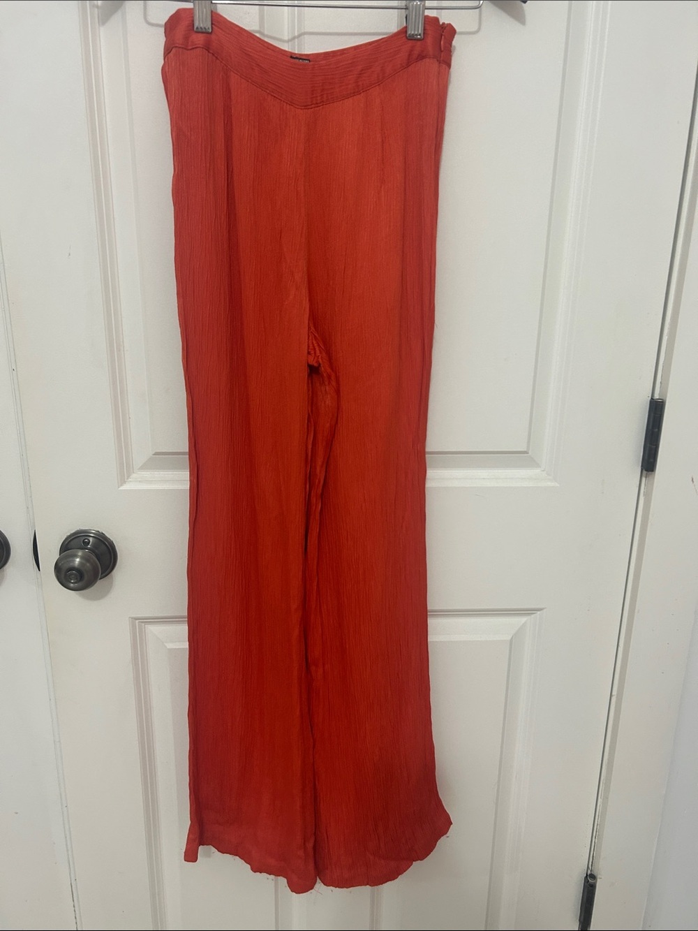Forever 21 Orange Textured Wide-Leg Pants size small crinkle look inseam 28”